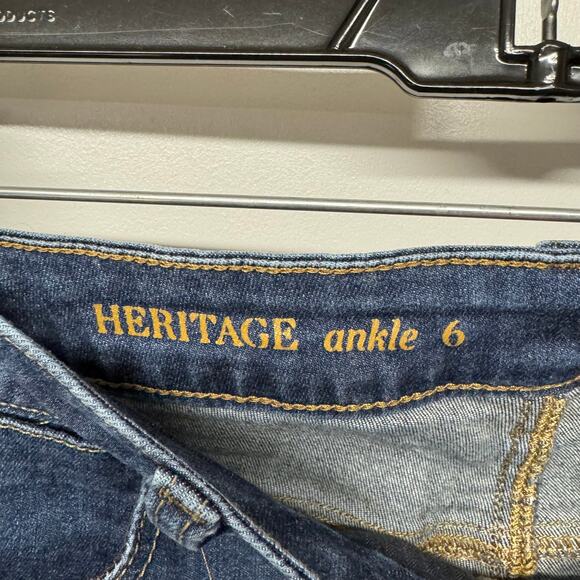 Talbots Womens Heritage Ankle Crop Blue Jeans Mid Rise Medium Wash Size 6 - Picture 5 of 10